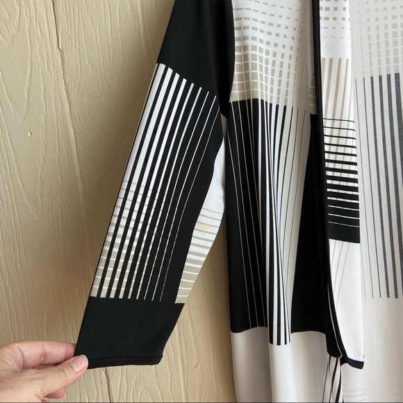 Frank Lyman Design Timeless Open Front Cardigan - Picture 6 of 9